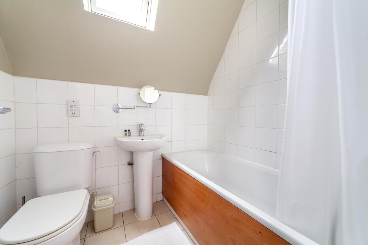 Fantastic Floor 1 Bedroom Loft Flat In Fitzrovia Londres